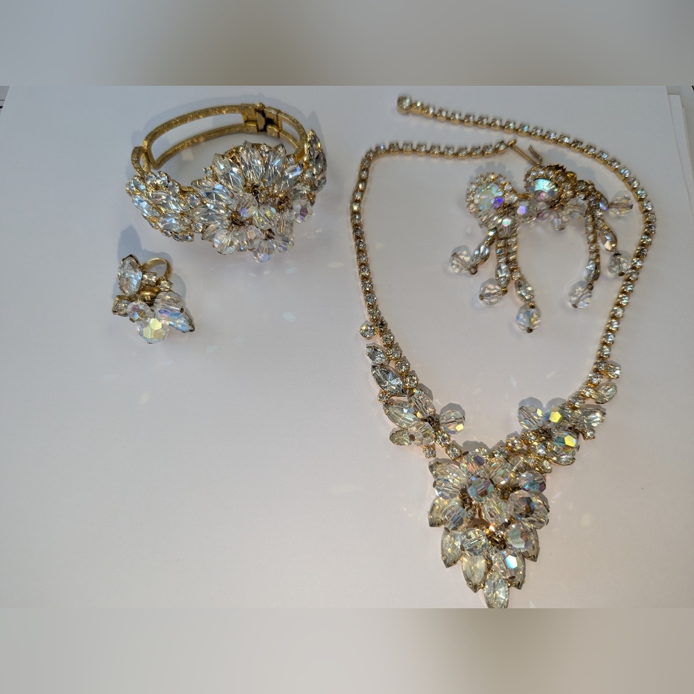 EVC 4 PIECE JULIANA GOLD TONE CLEAR & AB RHINESTONES - Picture 8 of 13